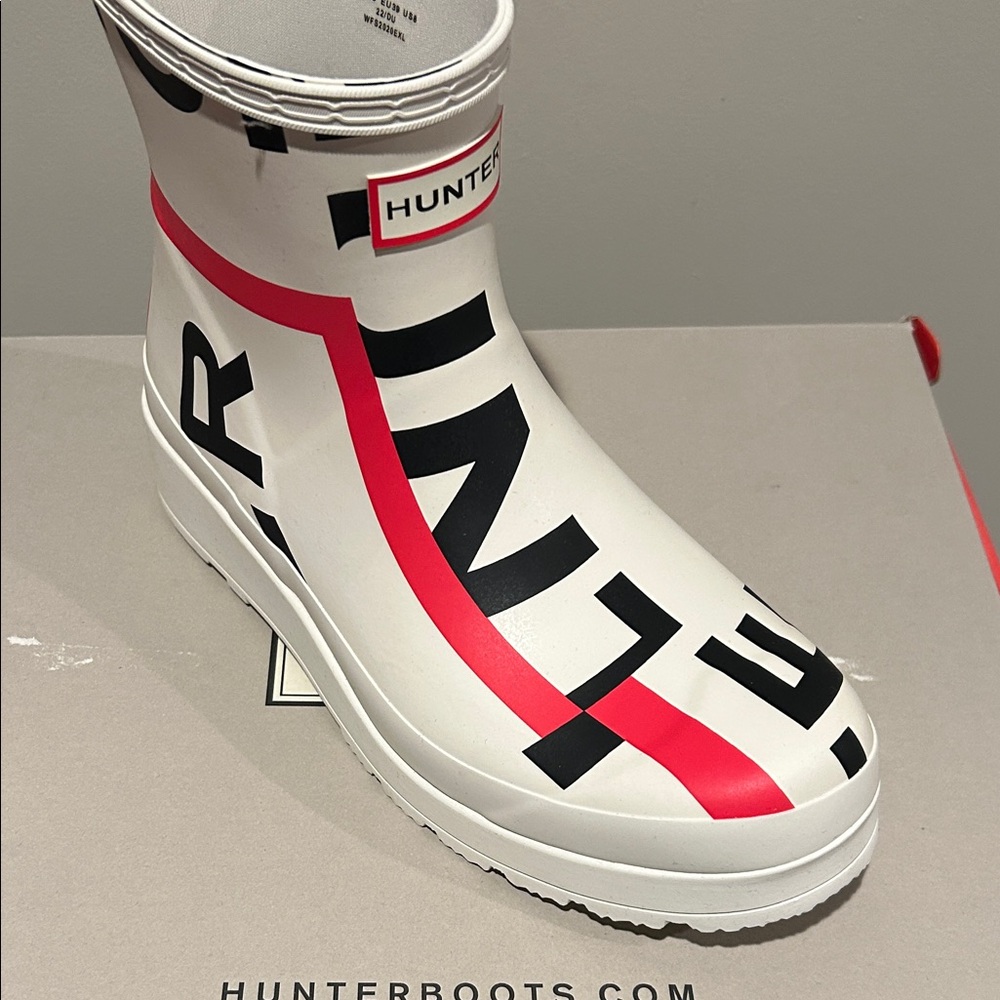 Hunter Logo Rain Boot White with Red Stripe and Black Logo Graphic